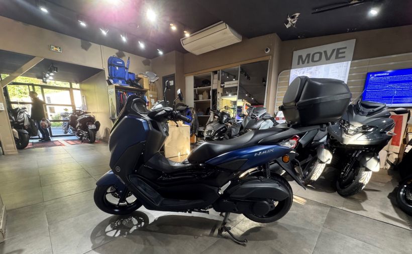 YAMAHA NMAX 125 3