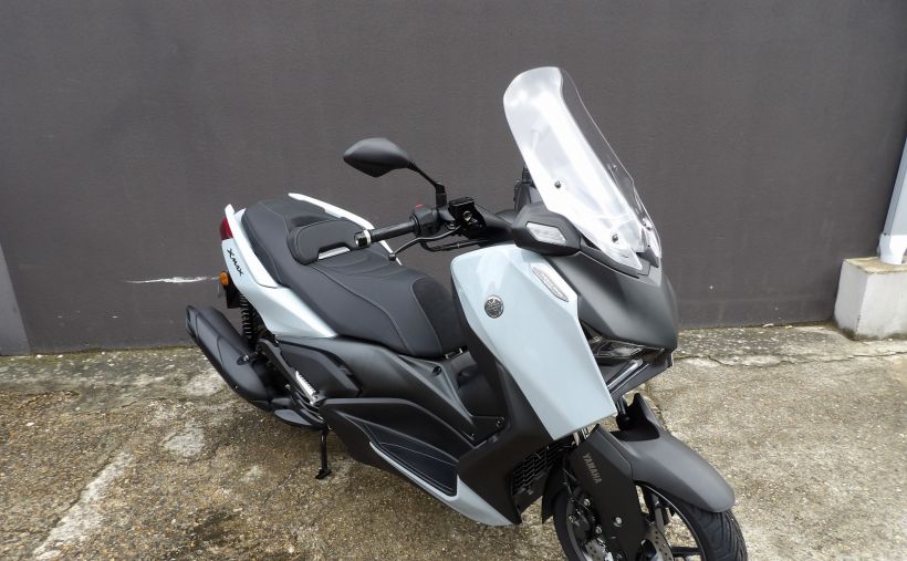 YAMAHA XMAX 125 TECH MAX 0