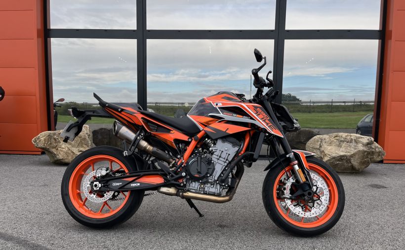 KTM 890 DUKE 5