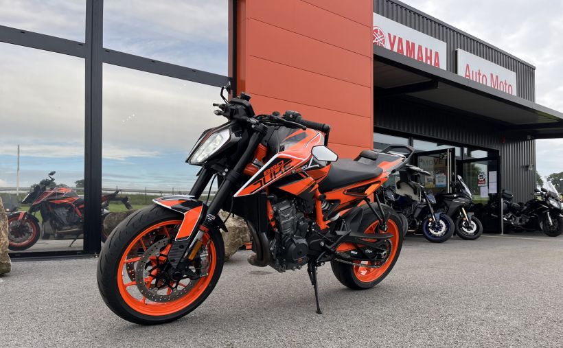 KTM 890 DUKE 10
