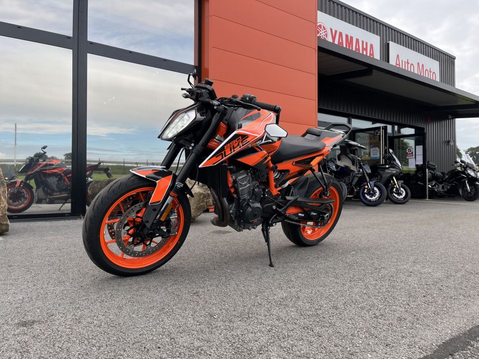 KTM 890 DUKE 0