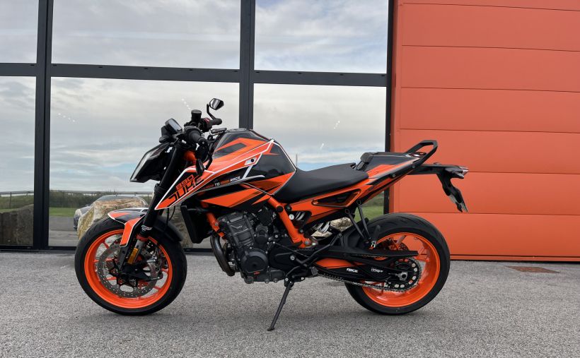KTM 890 DUKE 15