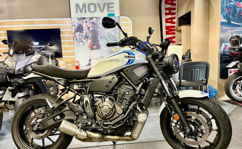 YAMAHA XSR 700 0