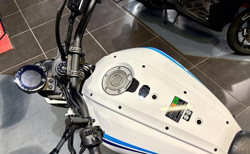 YAMAHA XSR 700 4