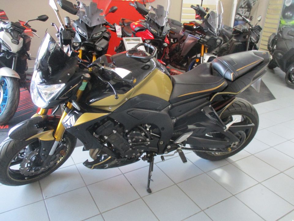 YAMAHA FZ8 N SPR 20