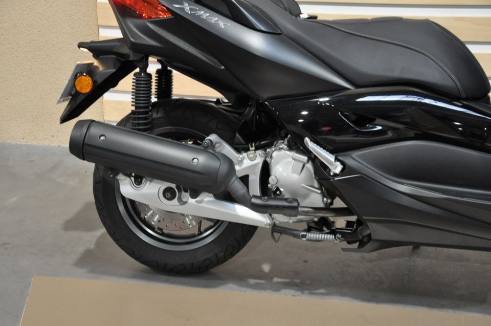 YAMAHA X-MAX 125 IRON MAX 2