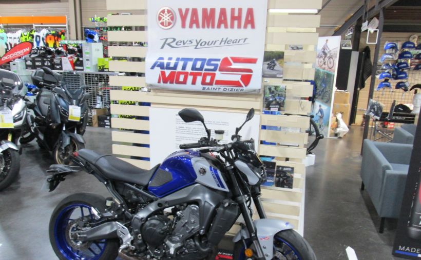 YAMAHA MT 09 0