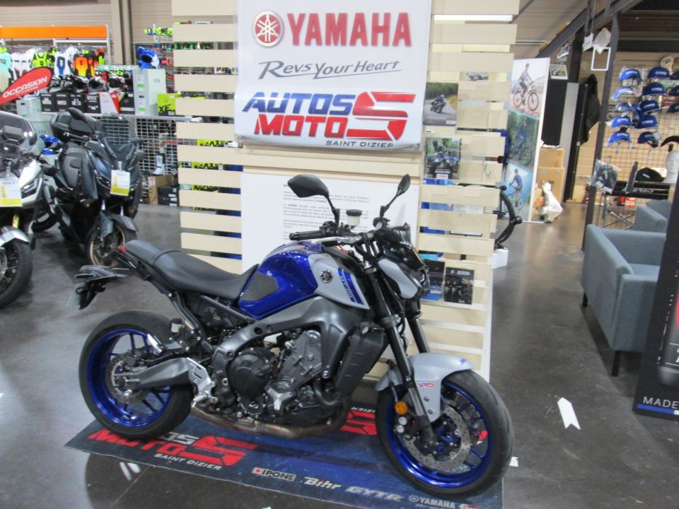 YAMAHA MT 09 0