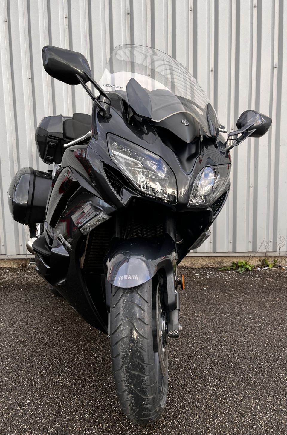 YAMAHA FJR 1300 AE 4