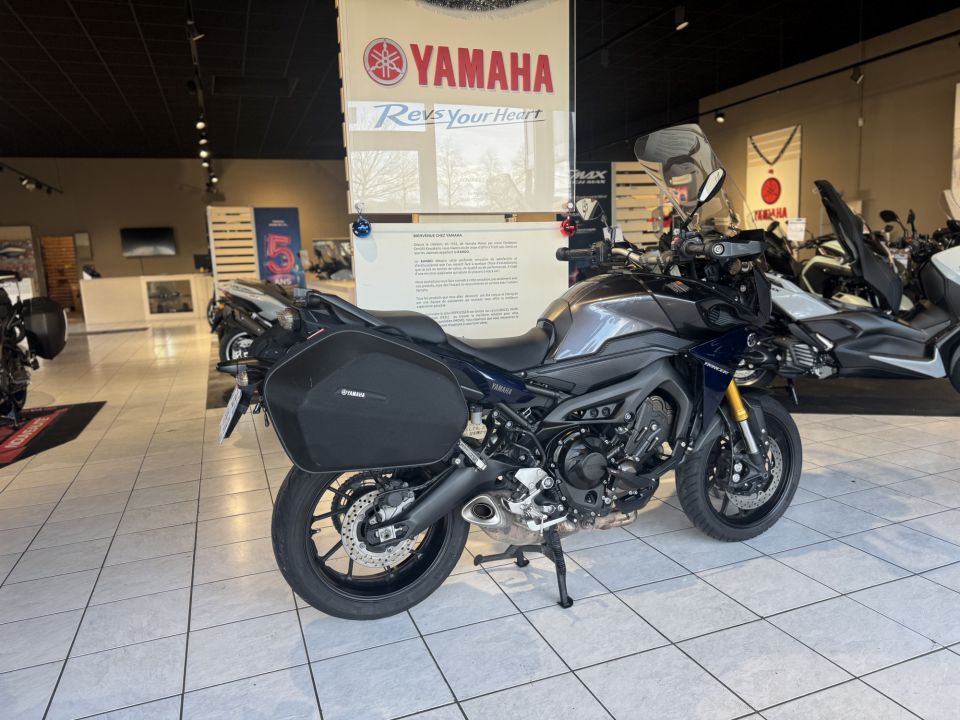 YAMAHA TRACER 900 2