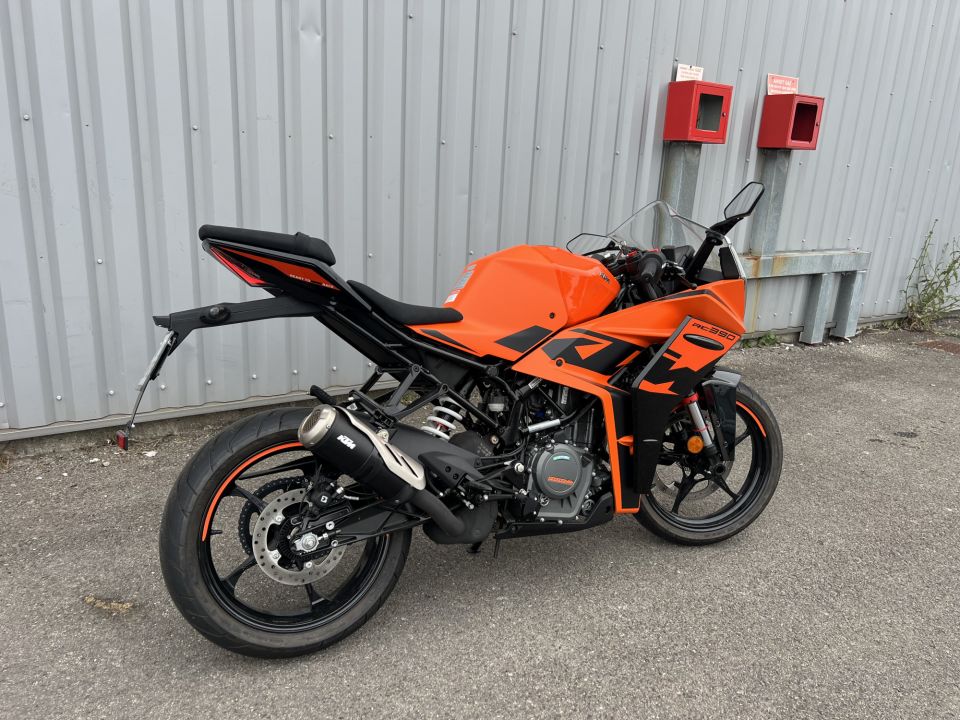 KTM RC 390 ABS 4