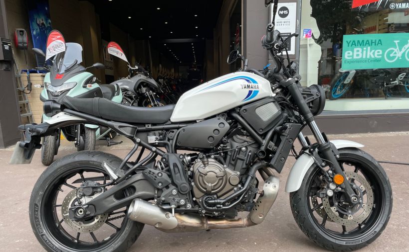 YAMAHA XSR 700 0