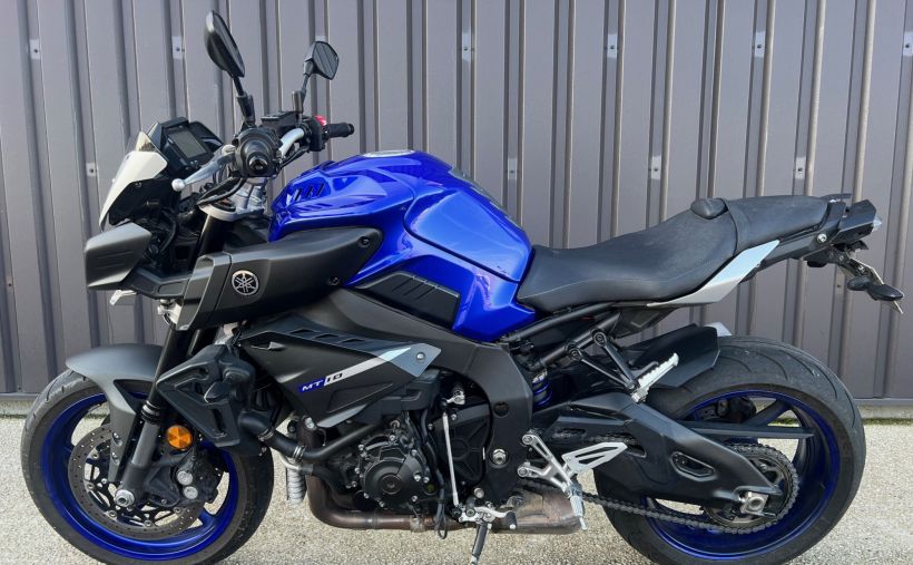 YAMAHA MT-10 2