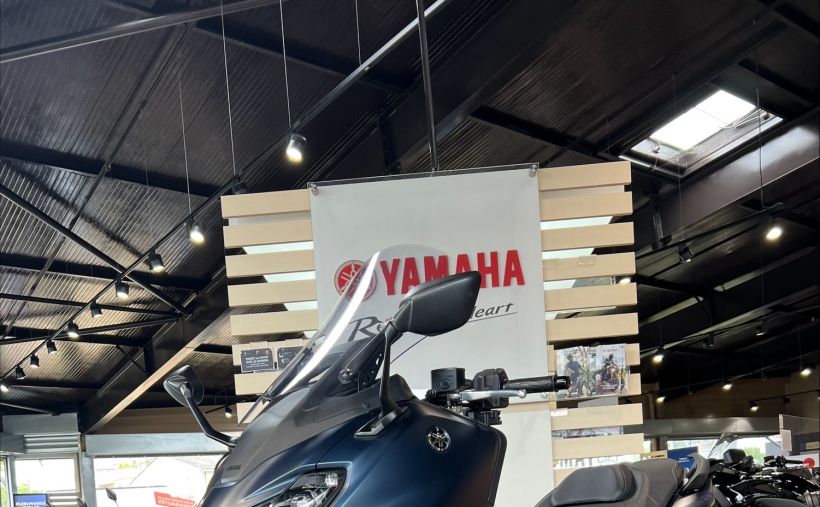 YAMAHA XP T-MAX 560 1