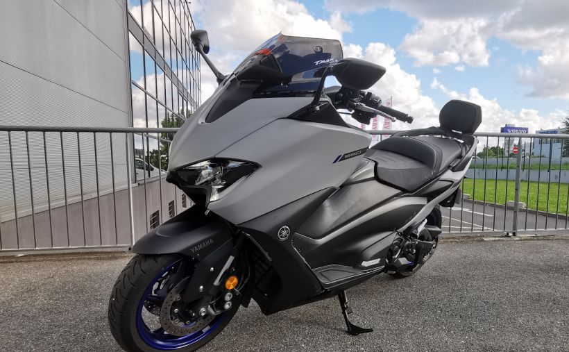 YAMAHA XP T-MAX 560 1