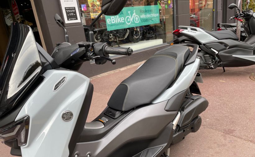 YAMAHA NMAX 125 TECH MAX 1