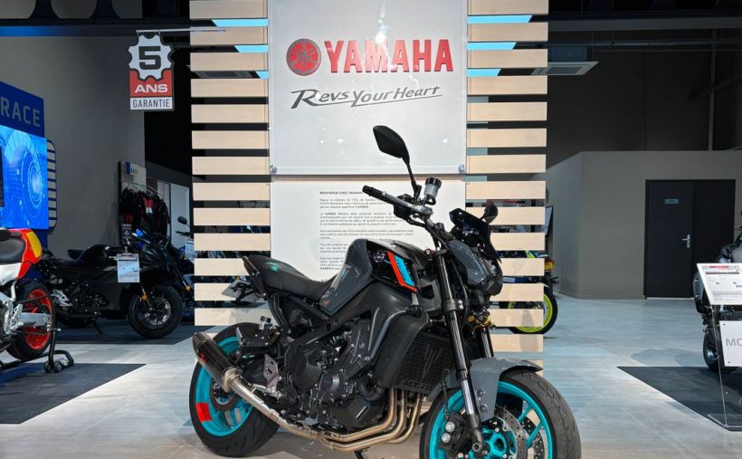 YAMAHA MT-09 0