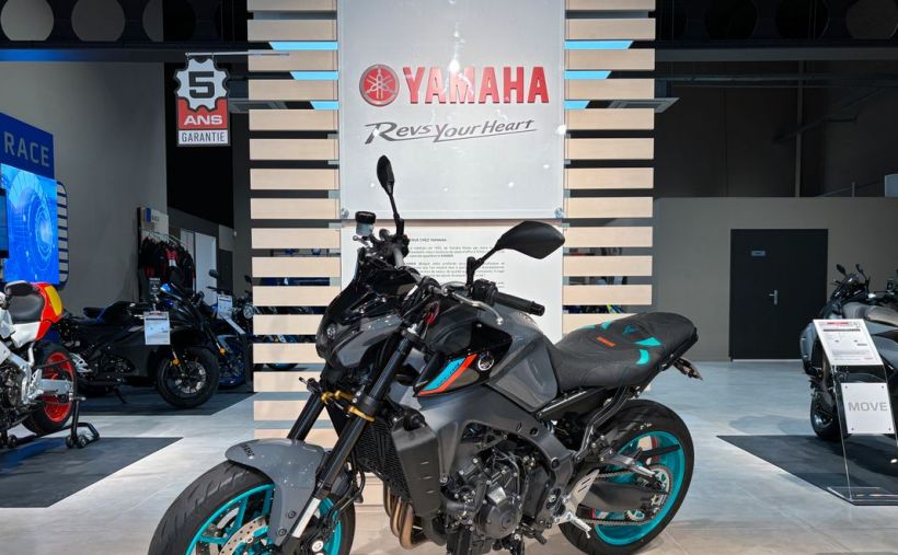 YAMAHA MT-09 2
