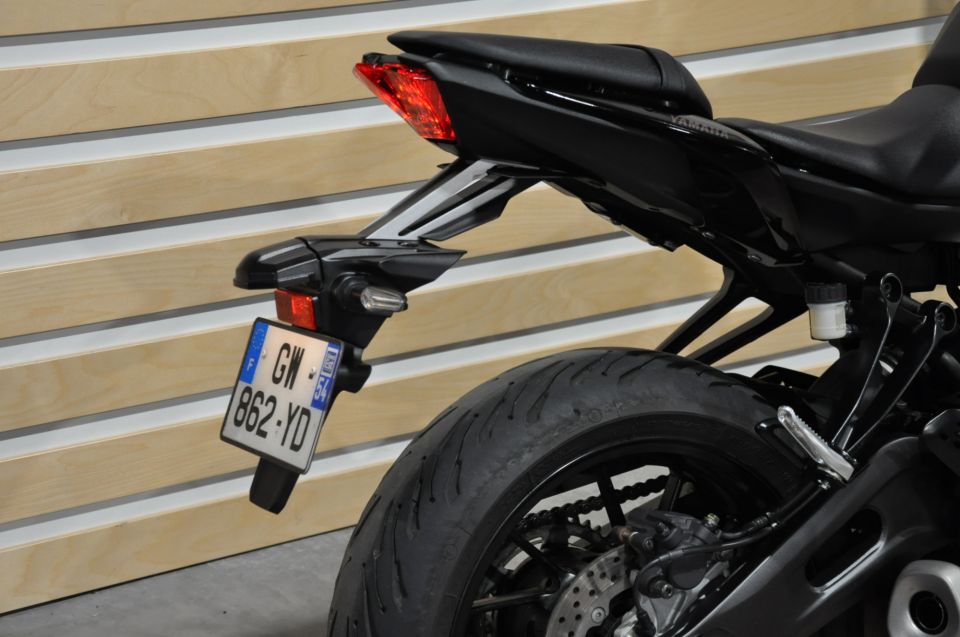 YAMAHA MT-07 (47.5CV) 5