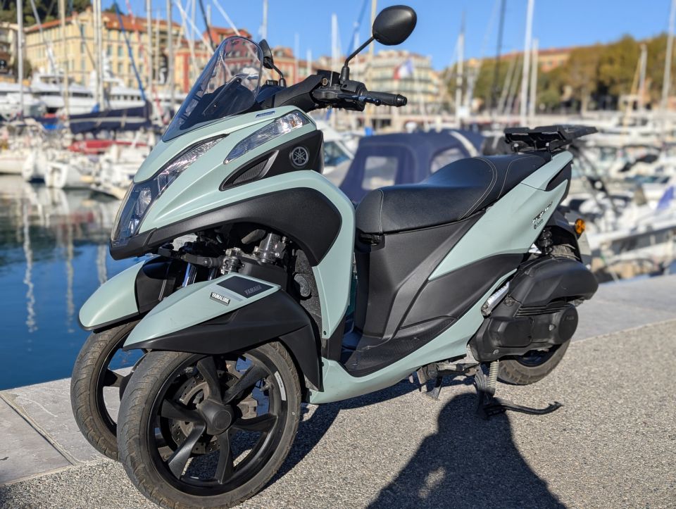 YAMAHA TRICITY 125 6