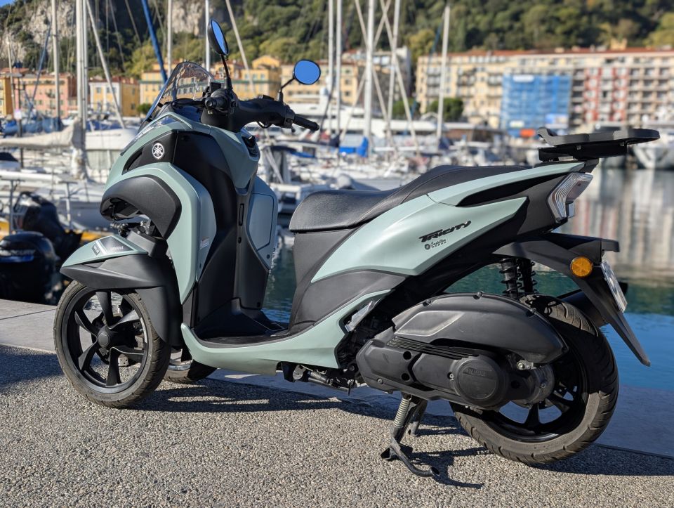 YAMAHA TRICITY 125 7