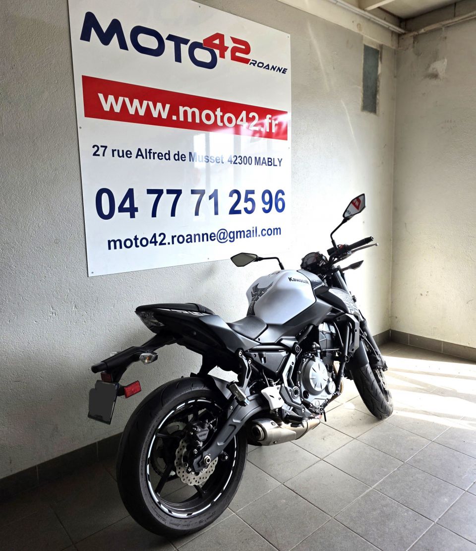 KAWASAKI Z 650 (47.5CV) 9