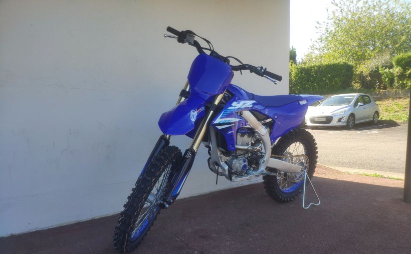 YAMAHA YZ250F 1