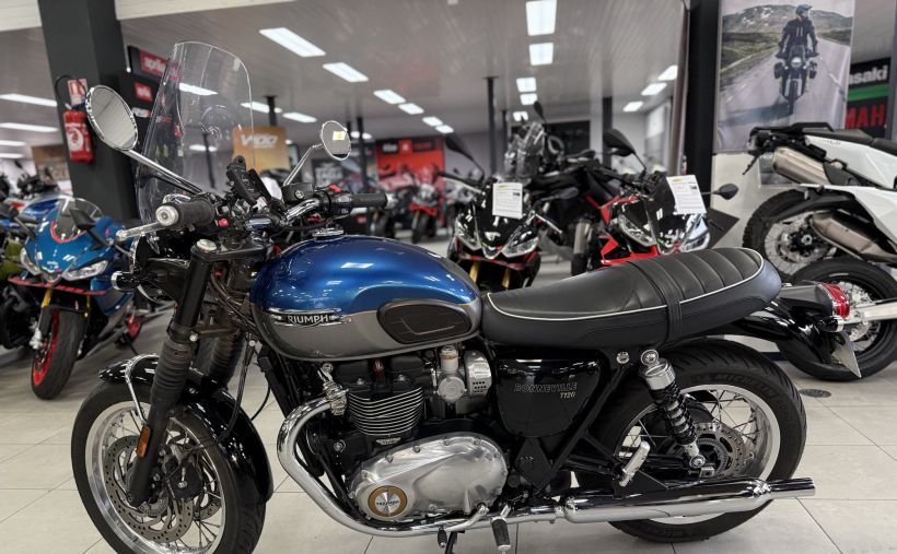TRIUMPH BONNEVILLE T120 1200 45