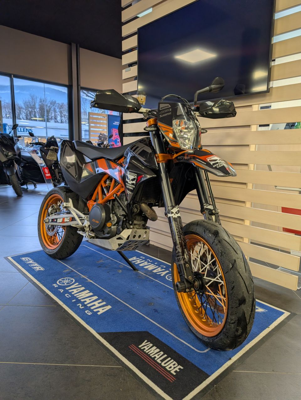 KTM 690 SMC R 2