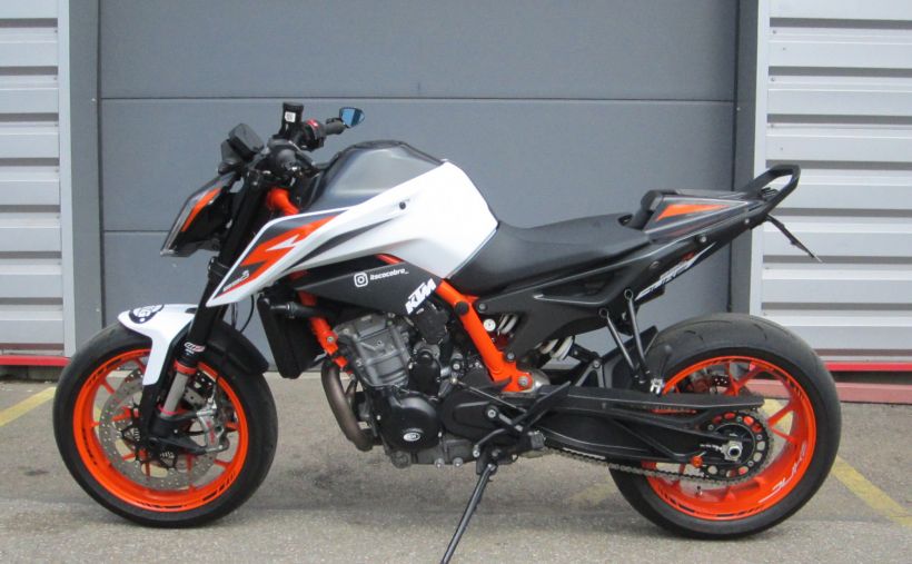 KTM 890 DUKE R 1