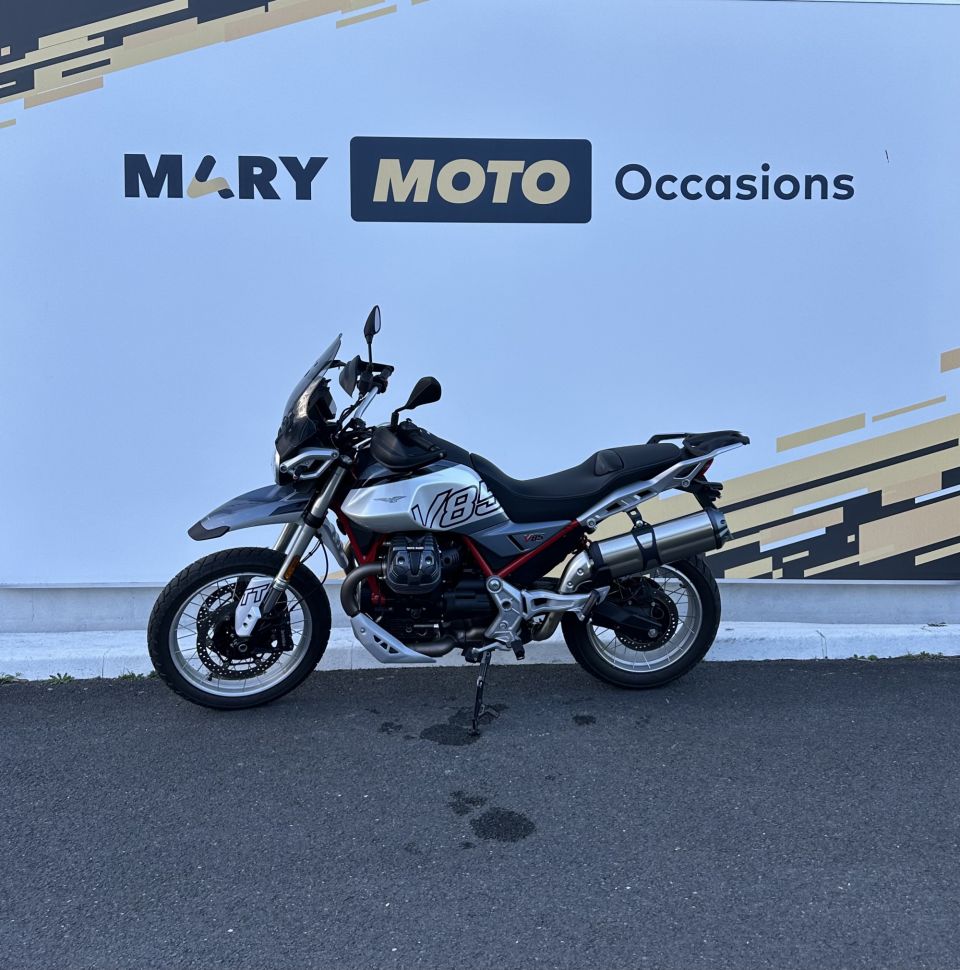 MOTO GUZZI V85 TT 850 39