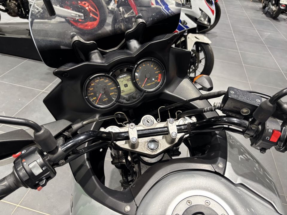 SUZUKI DL V-Strom 650 10