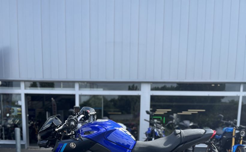 YAMAHA MT-10 2