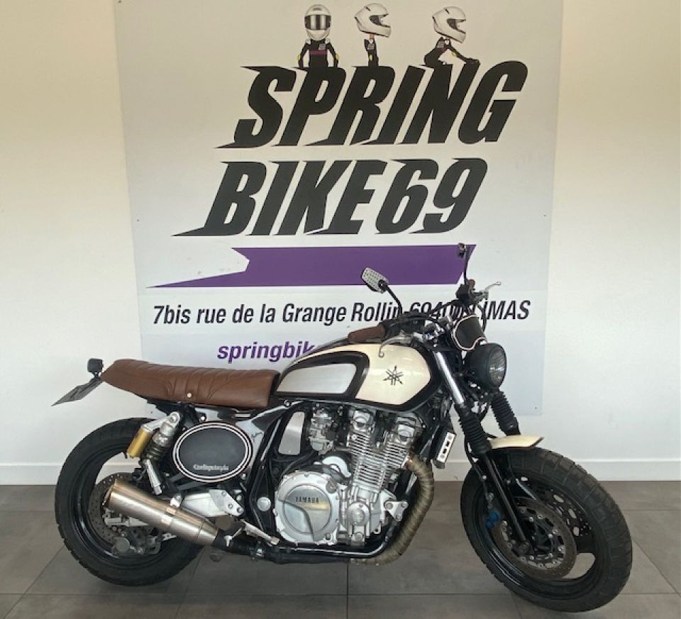 YAMAHA XJR 1300 8