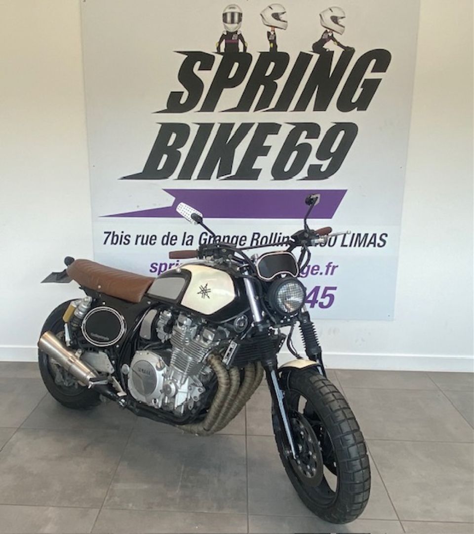 YAMAHA XJR 1300 6