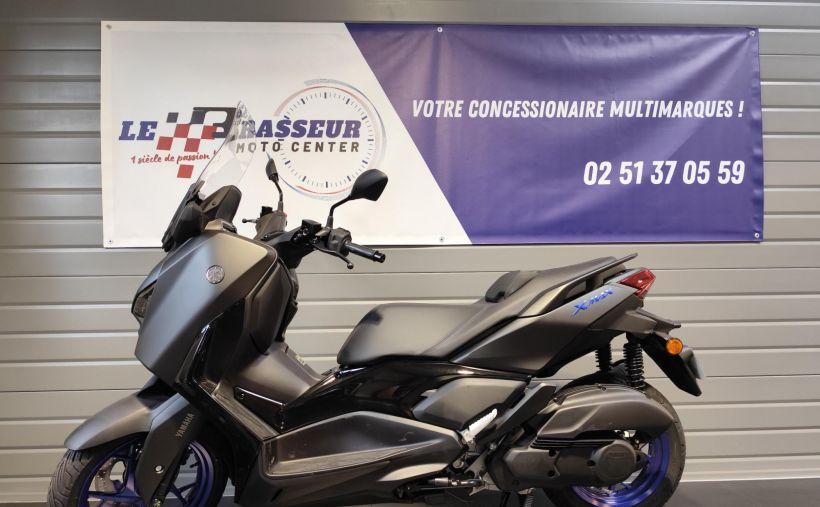 YAMAHA XMAX 125 6