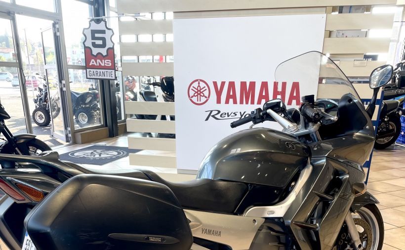 YAMAHA FJR 1300 2