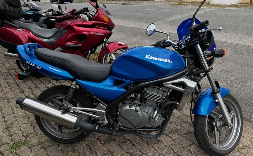 KAWASAKI ER-5 0
