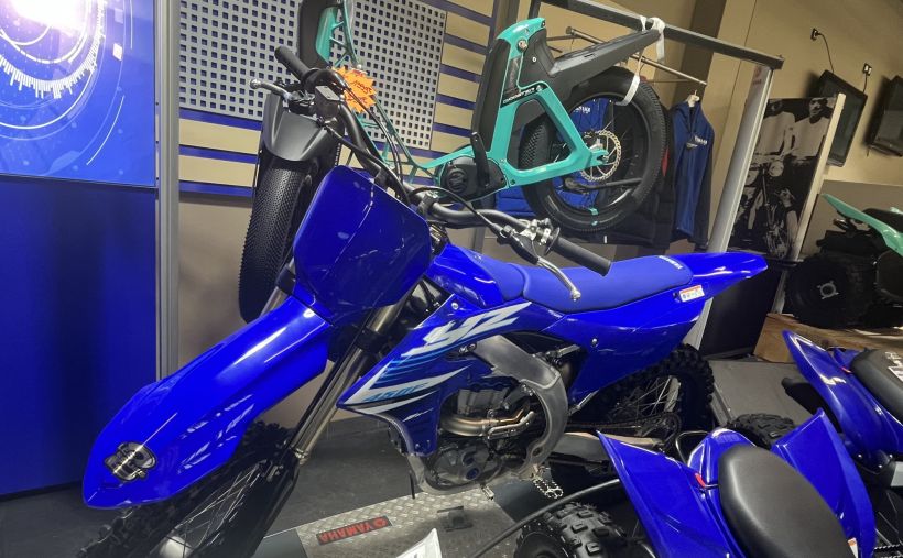 YAMAHA YZ450F 1