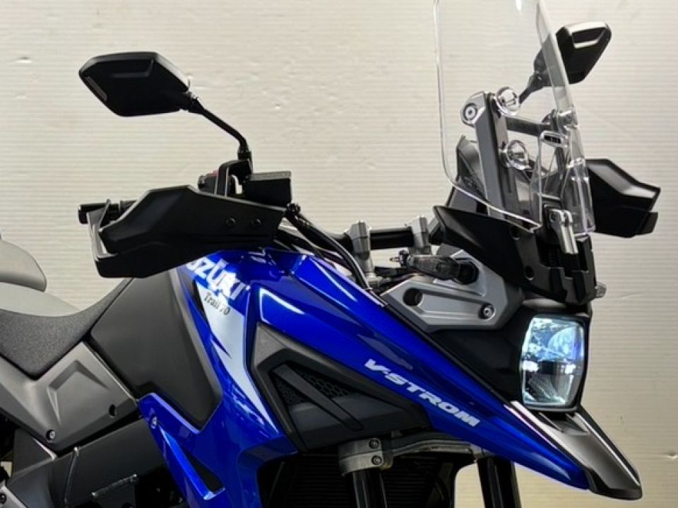 SUZUKI DL V-STROM 1050 12