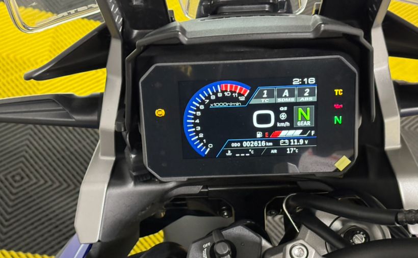 SUZUKI DL V-STROM 1050 7
