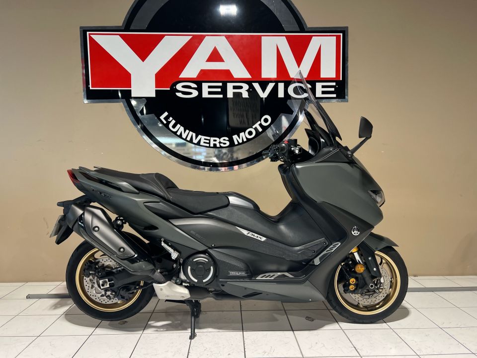 YAMAHA XP T-MAX 560 TECH MAX KAMO 1
