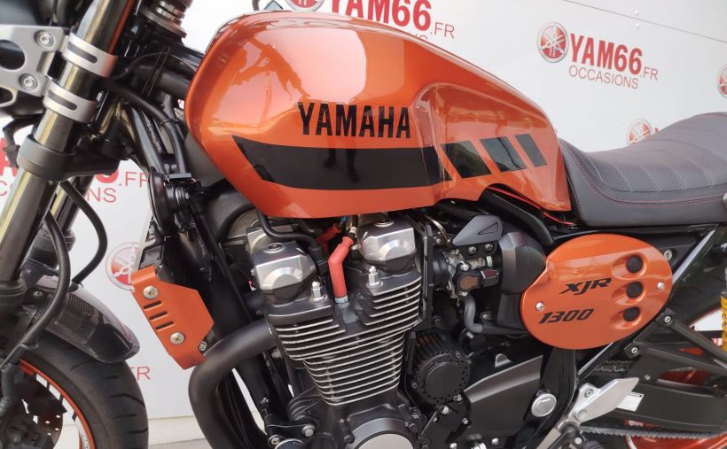 YAMAHA XJR 1300 8