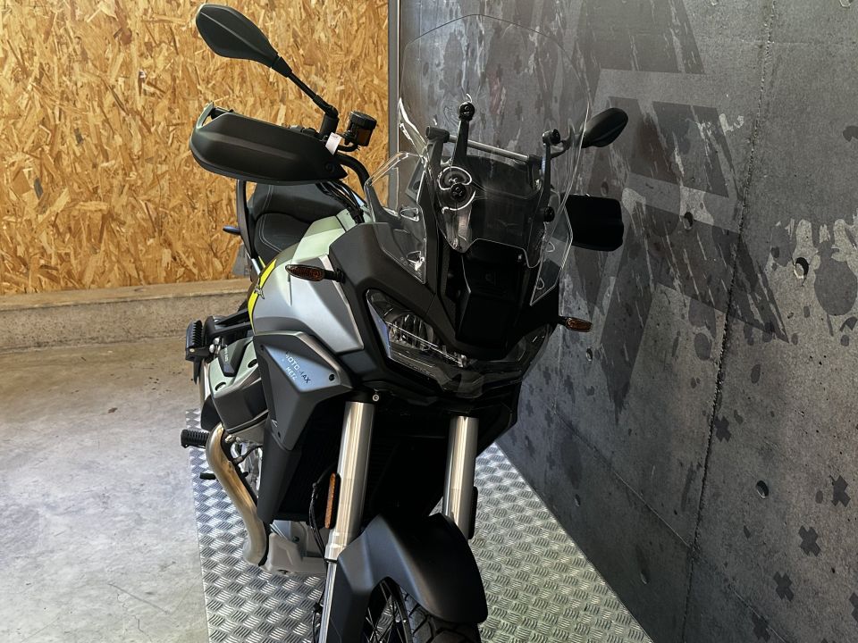 MOTO GUZZI STELVIO 9