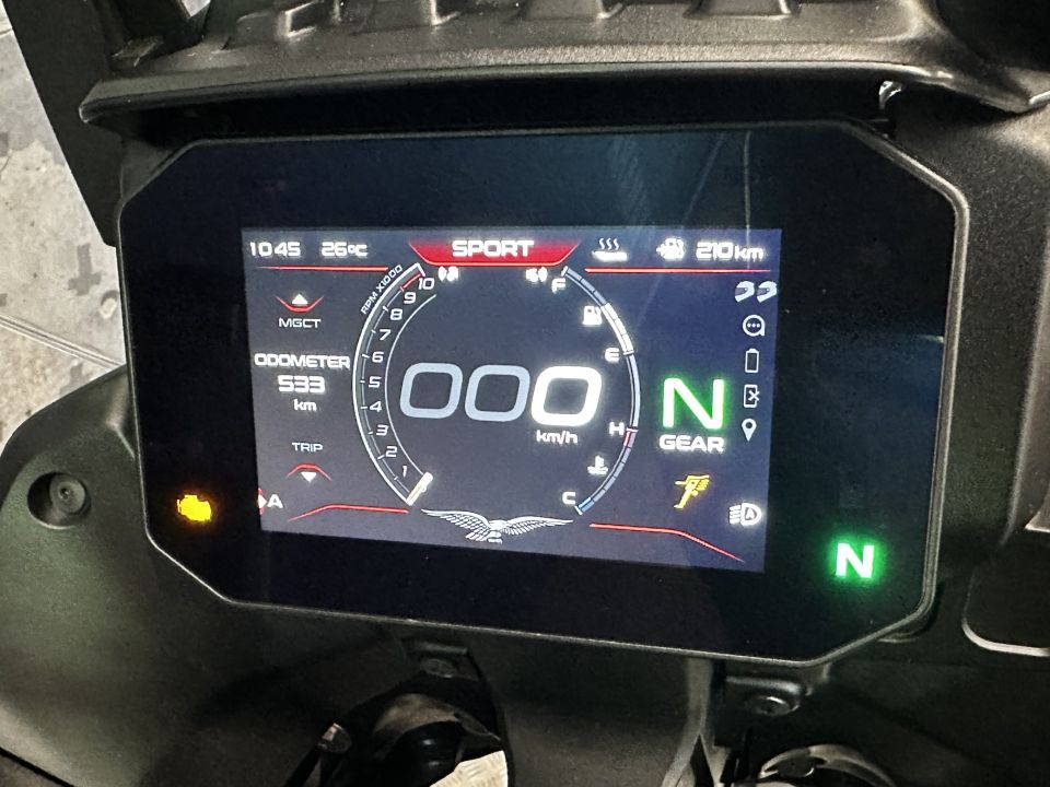 MOTO GUZZI STELVIO 27