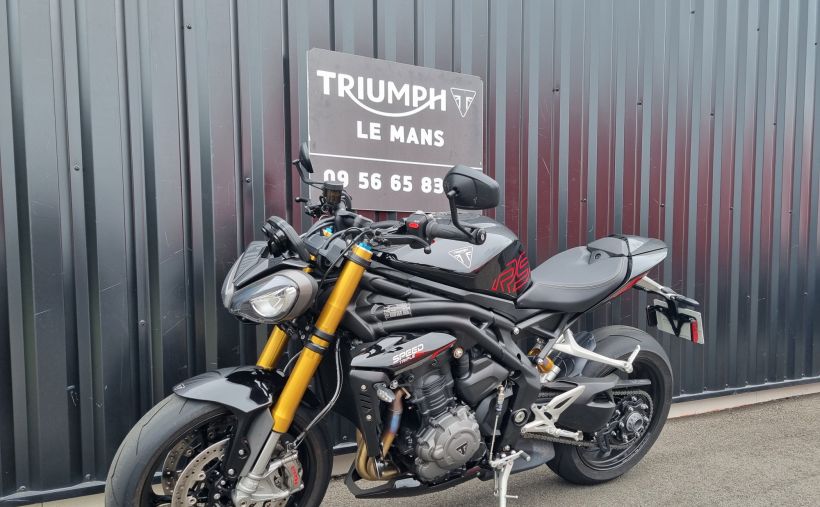 TRIUMPH SPEED TRIPLE 1200 RS 25