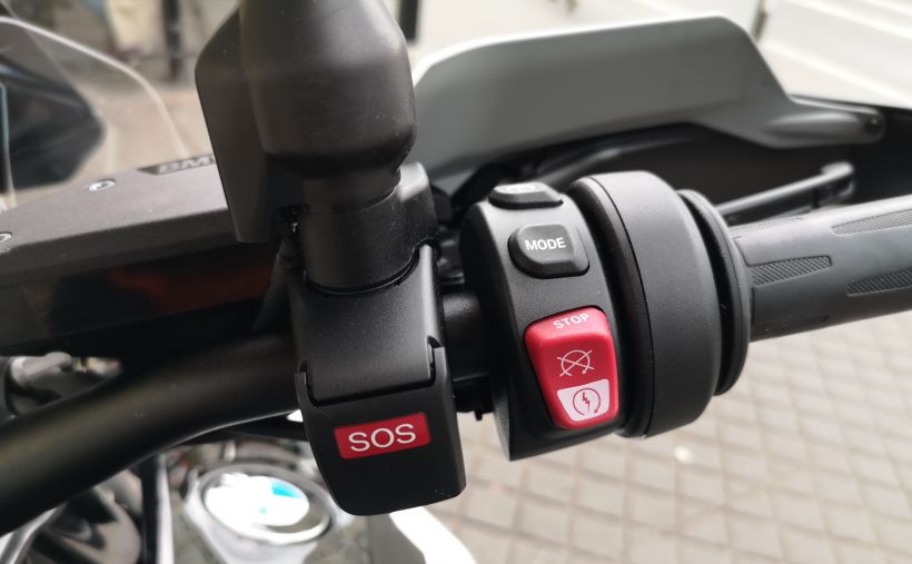 BMW R1300GS TRIPLE BLACK 3