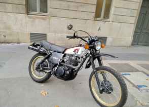 YAMAHA XT - 1982