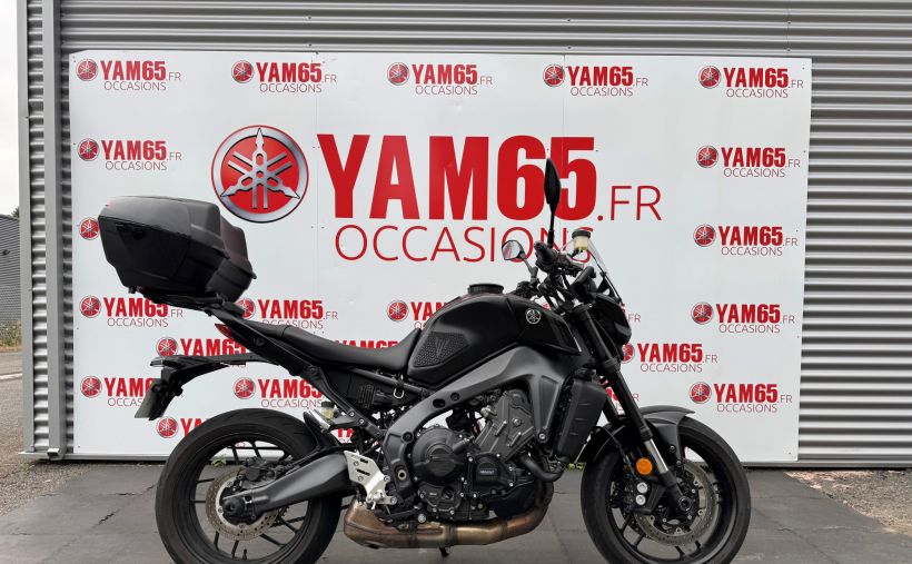 YAMAHA MT-09 0