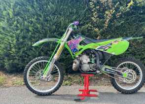 KAWASAKI KX - 2002